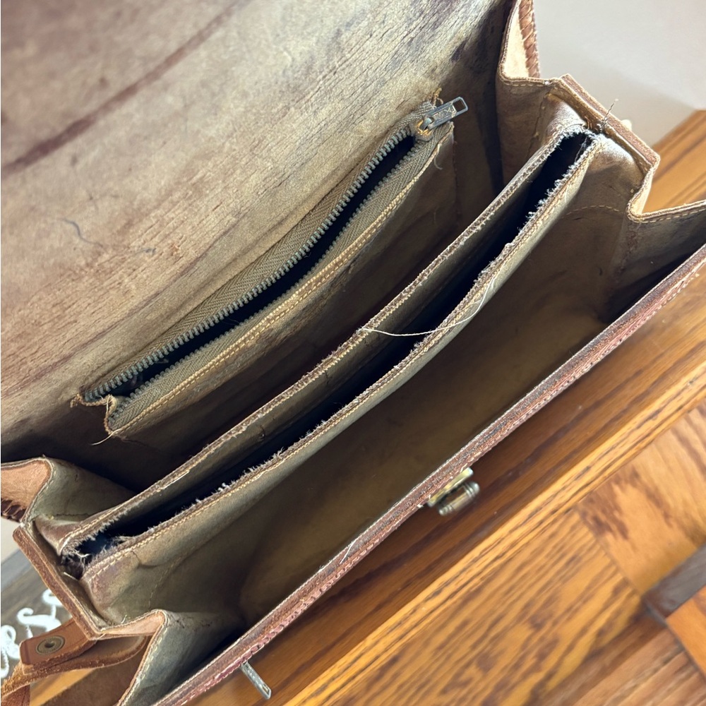 Vintage Tooled Leather Clutch with Deer Design - Picture 7 of 8